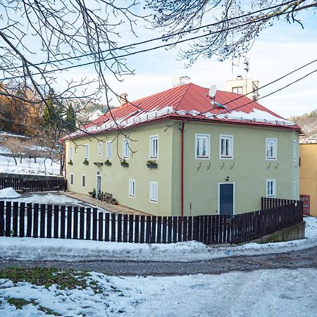 דירות Banská Štiavnica Frauenberg מראה חיצוני תמונה