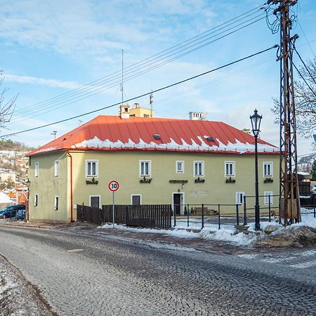 דירות Banská Štiavnica Frauenberg מראה חיצוני תמונה
