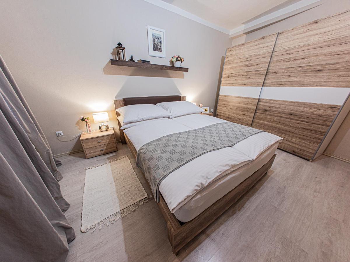דירות Banská Štiavnica Frauenberg מראה חיצוני תמונה